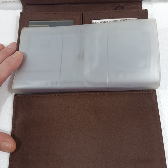 NWOT Rising Sun Floral Vine Embossed Trifold Wallet Vintage - Picture 10 of 10